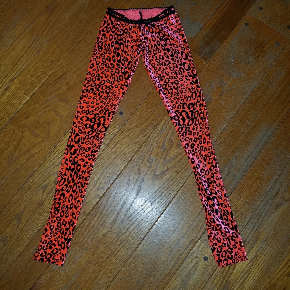 Neon velvet leopard leggings!